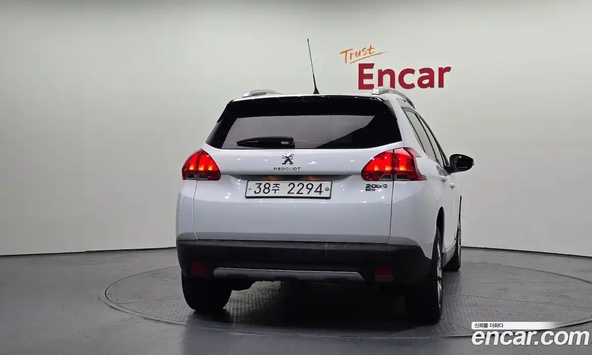 Peugeot 2008 2015 1.6 гидро в Москве № 257720, фото 4