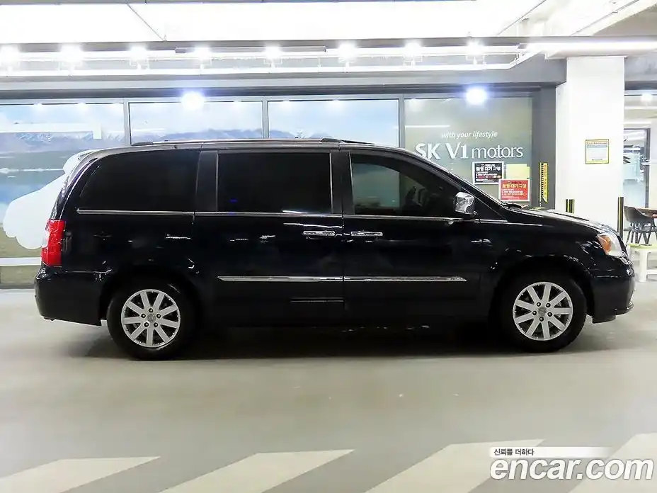 Chrysler Grand Voyager 2011 3.6 гидро в Москве № 258162, фото 3