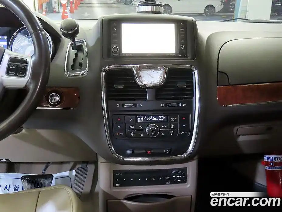 Chrysler Grand Voyager 2011 3.6 гидро в Москве № 258162, фото 9