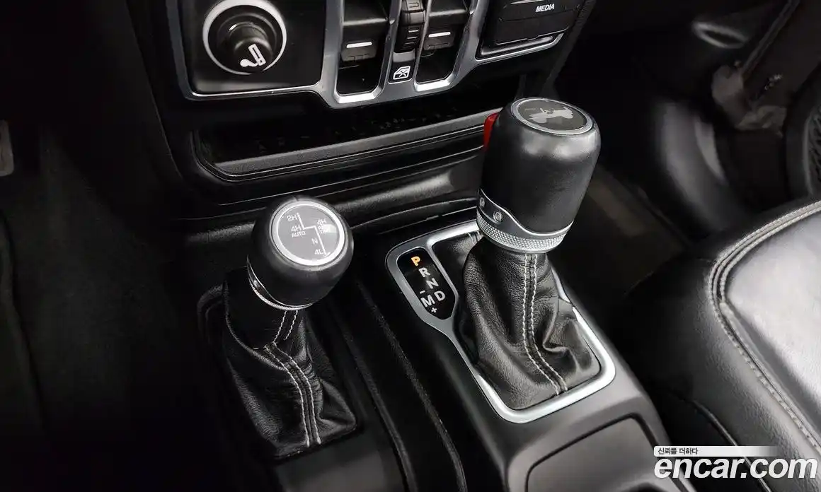 Jeep Wrangler 2021 2.0 гидро в Москве № 259695, фото 9