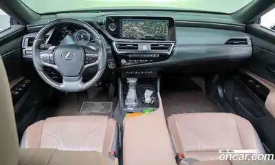Lexus ES 2023 2.5 гидро в Москве № 275447, миниатюра 7