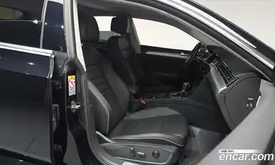 Volkswagen Arteon 2019 2.0 гидро в Москве № 276498, миниатюра 9