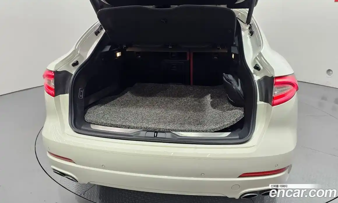 Maserati Levante 2019 3.0 гидро в Москве № 282851, фото 20