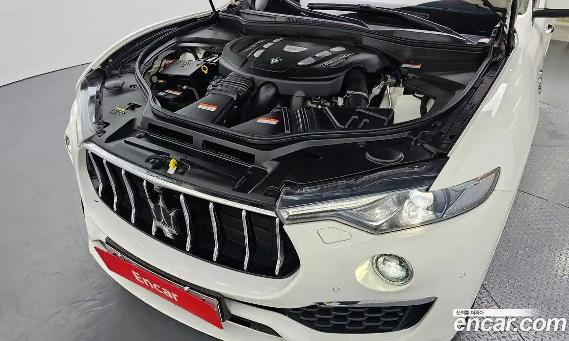 Maserati Levante 2019 3.0 гидро в Москве № 282851, фото 6