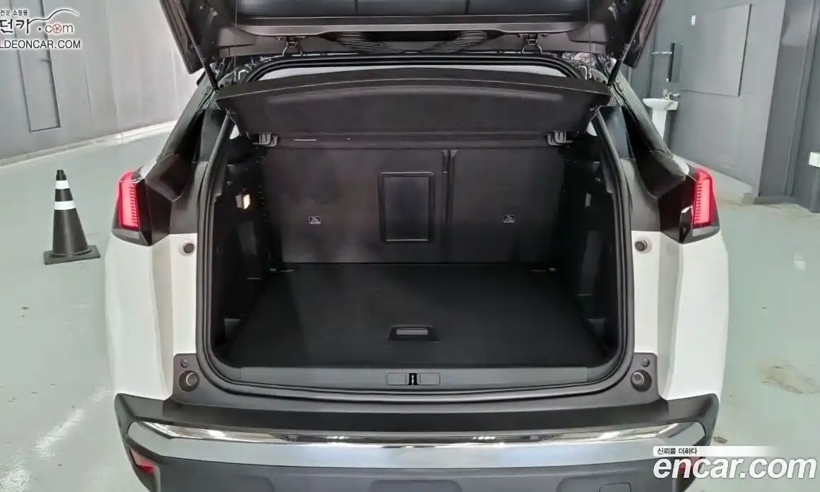 Peugeot 3008 2019 1.5 гидро в Москве № 284581, фото 17