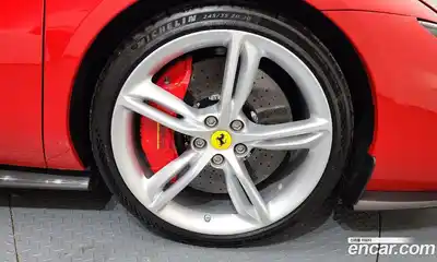 Ferrari 296 2023 3.0 гидро в Москве № 305945, миниатюра 5