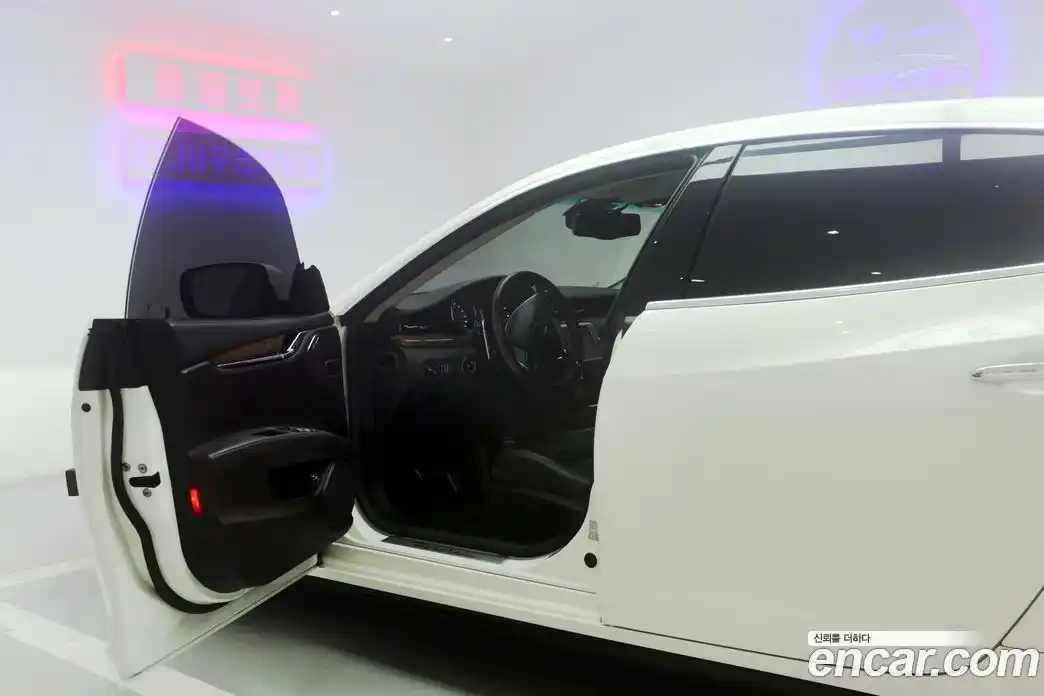 Maserati Quattroporte 2016 3.0 гидро в Москве № 331094, фото 13