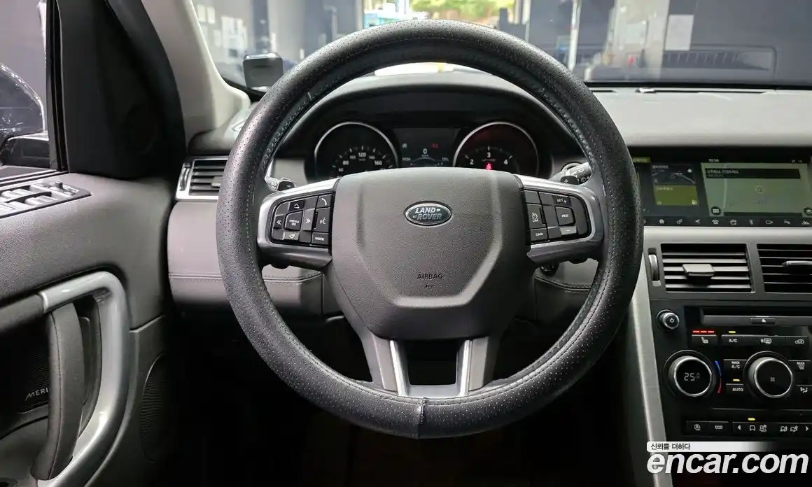 Land Rover Discovery Sport 2019 2.0 гидро в Москве № 333262, фото 13