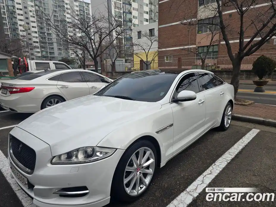 Jaguar XJ 2014 3.0 гидро в Москве № 344385, фото 3