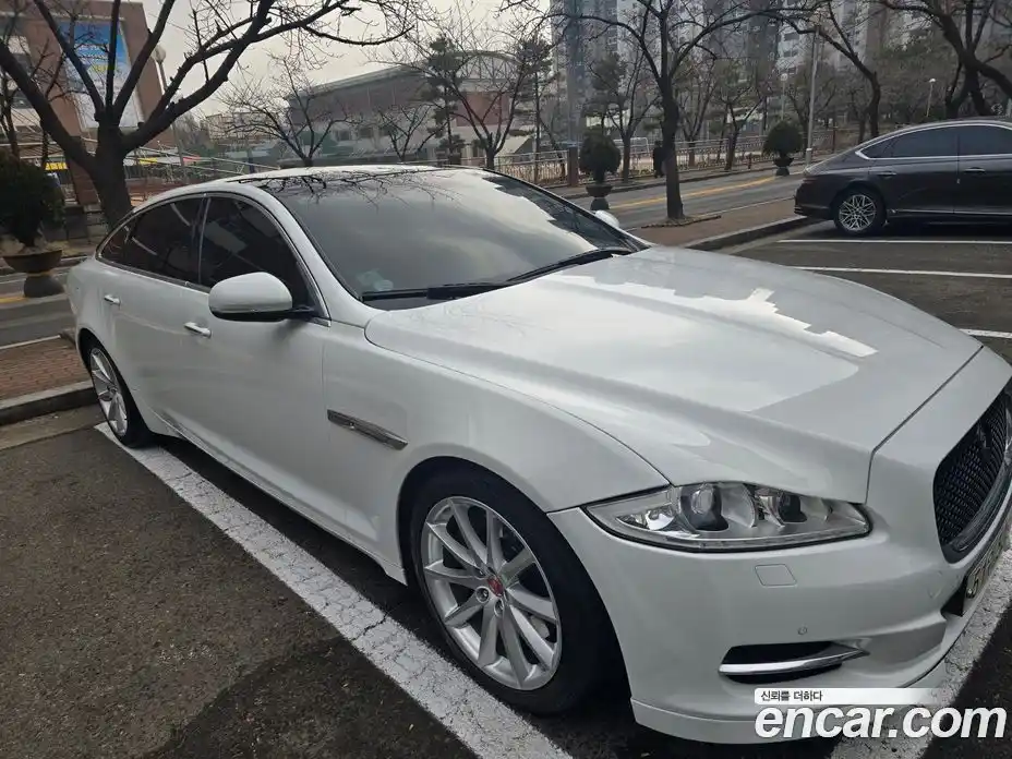 Jaguar XJ 2014 3.0 гидро в Москве № 344385, фото 7