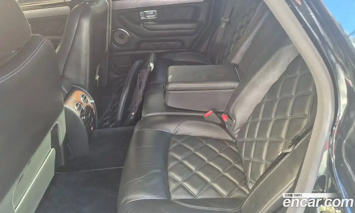 Bentley Arnage 2005 6.0 гидро в Москве № 349710, фото 16