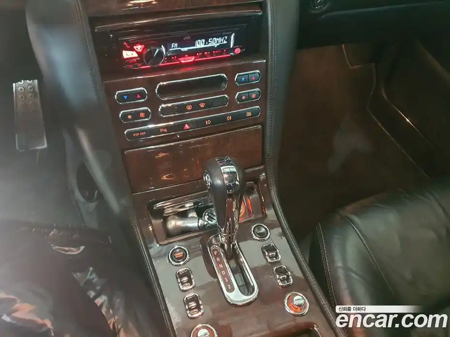 Bentley Arnage 2005 6.0 гидро в Москве № 349710, фото 10