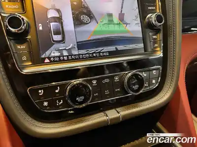 Bentley Bentayga 2020 4.0 гидро в Москве № 366452, миниатюра 12