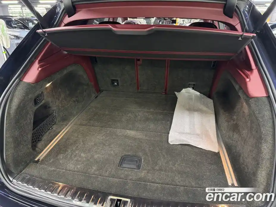 Bentley Bentayga 2020 4.0 гидро в Москве № 366452, фото 17