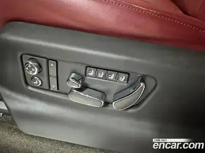 Bentley Bentayga 2020 4.0 гидро в Москве № 366452, миниатюра 10