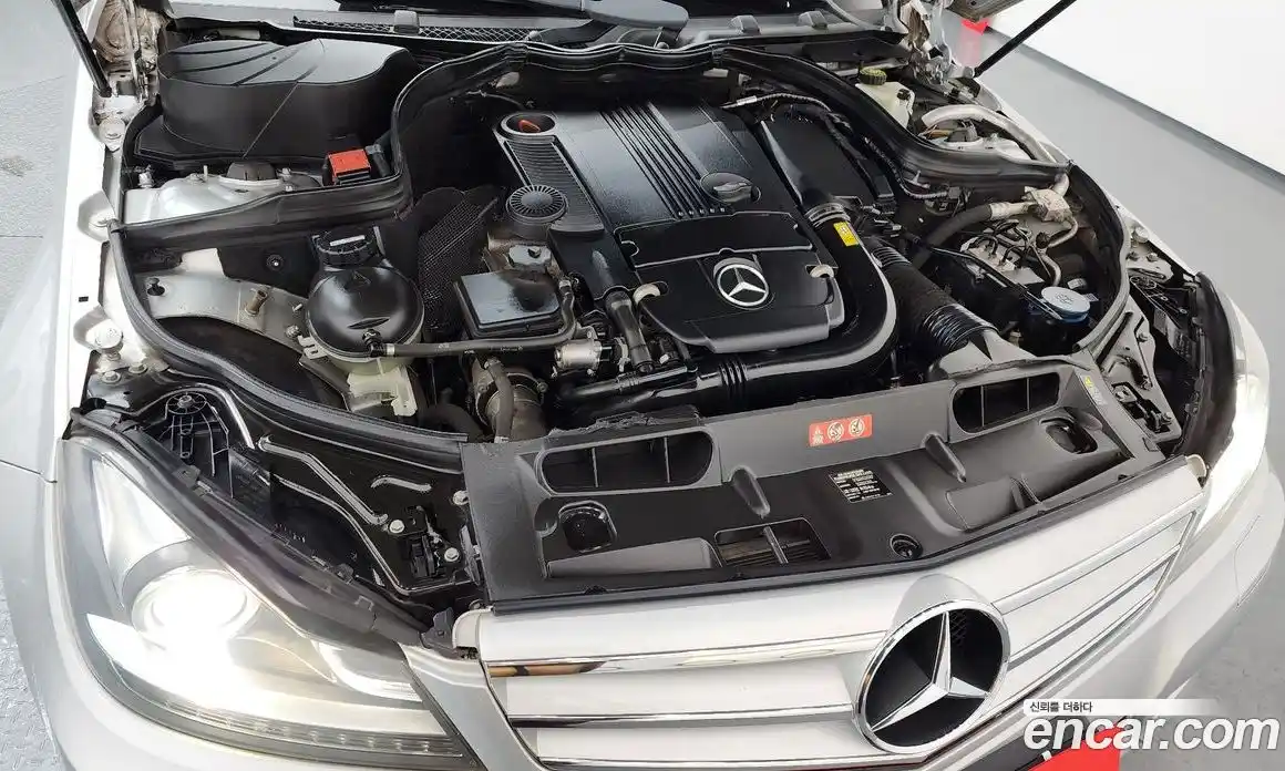 Mercedes-Benz C-Class 2013 1.8 гидро в Москве № 372513, фото 6