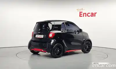 Smart Fortwo 2017 1.0 гидро в Москве № 376044, миниатюра 2