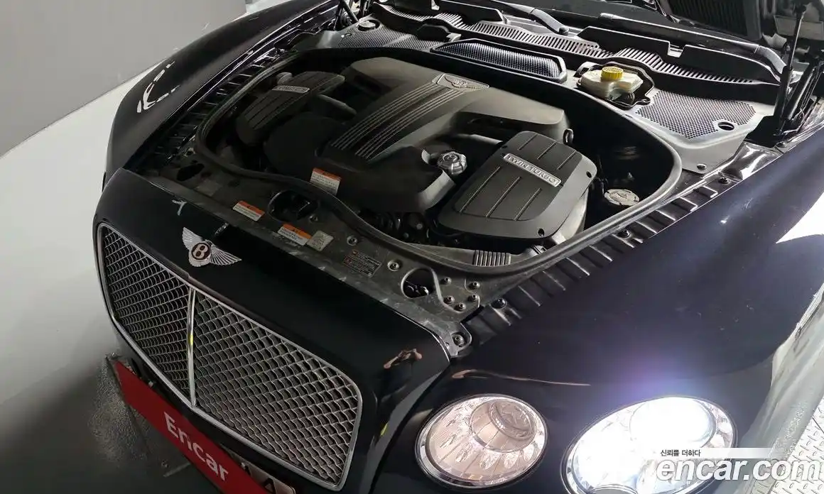 Bentley Flying Spur 2018 4.0 гидро в Москве № 387216, фото 6