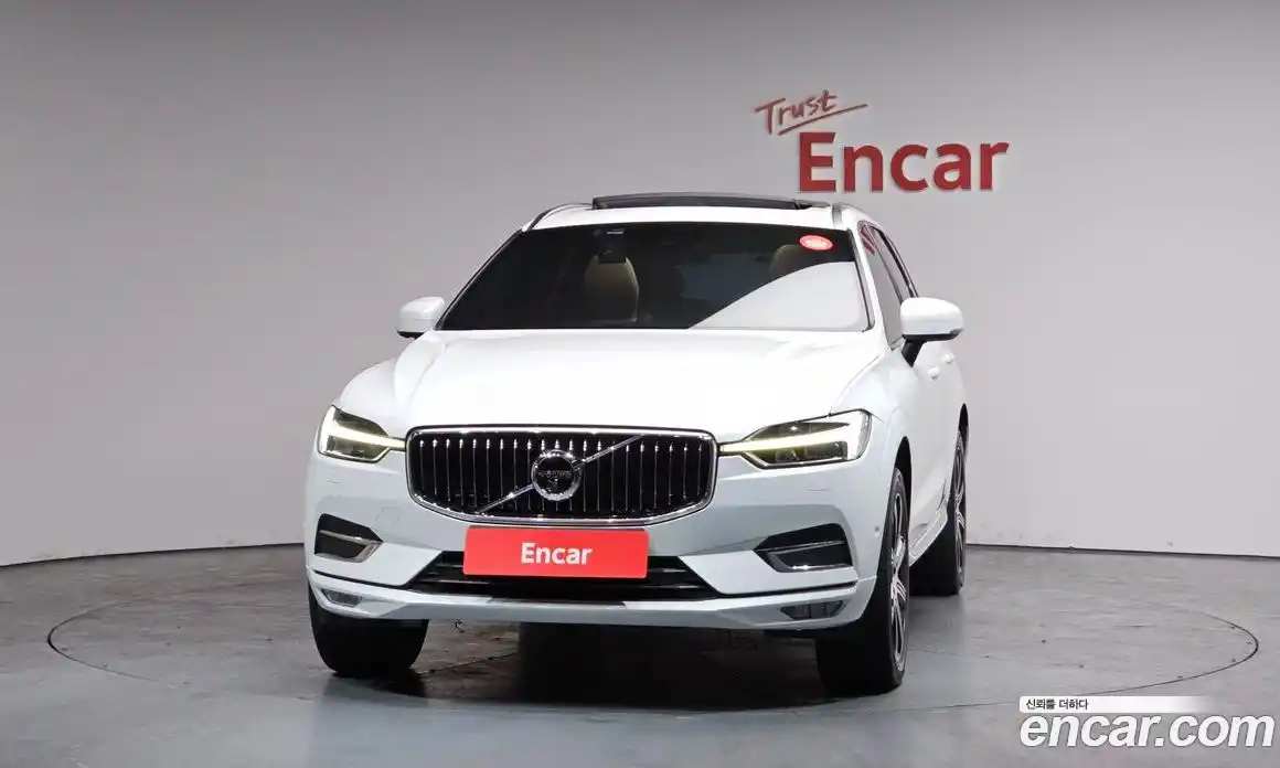 Volvo XC60 2019 2.0 гидро в Москве № 429986, фото 3