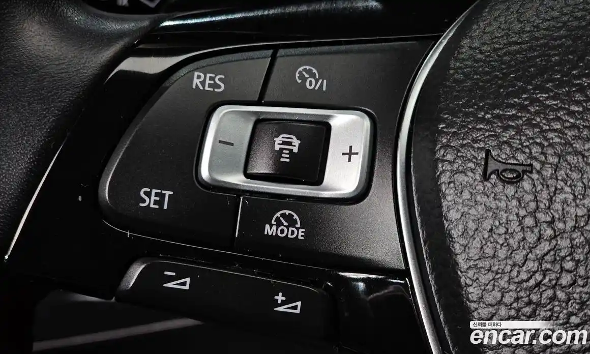 Volkswagen Tiguan 2018 2.0 гидро в Москве № 472130, фото 18
