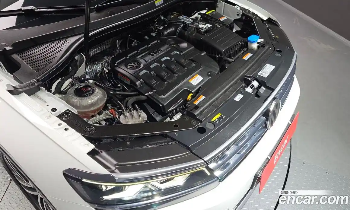 Volkswagen Tiguan 2018 2.0 гидро в Москве № 472130, фото 6