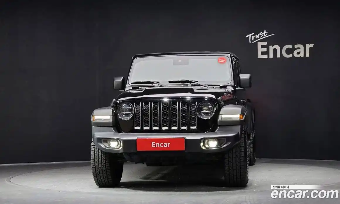 Jeep Gladiator 2021 3.6 гидро в Москве № 472663, фото 3