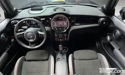 Mini Cooper Convertible 2022 2.0 гидро в Москве № 499056, миниатюра 7