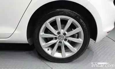 Volkswagen Golf 2015 2.0 гидро в Москве № 520831, миниатюра 5