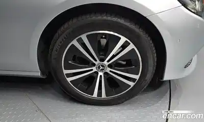 Mercedes-Benz E-Class 2020 1.9 гидро, миниатюра 5
