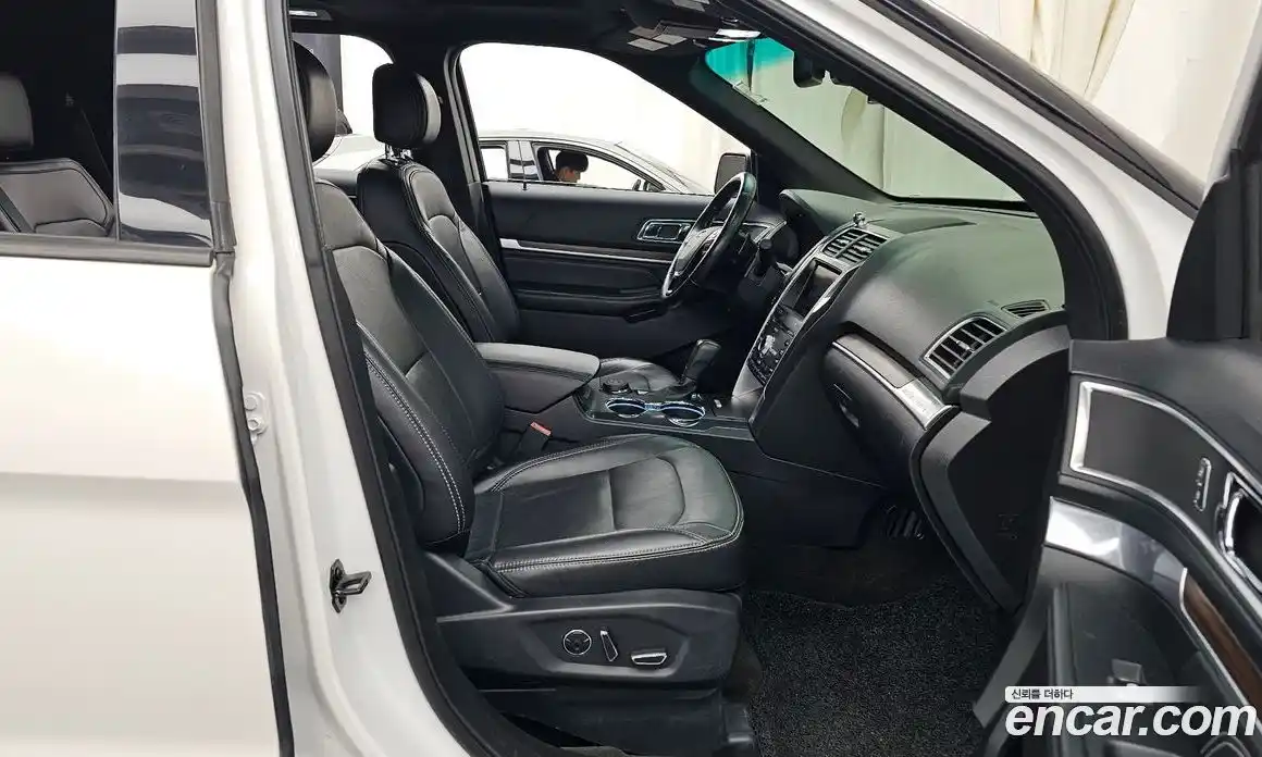 Ford Explorer 2016 2.3 гидро в Москве № 542523, фото 11