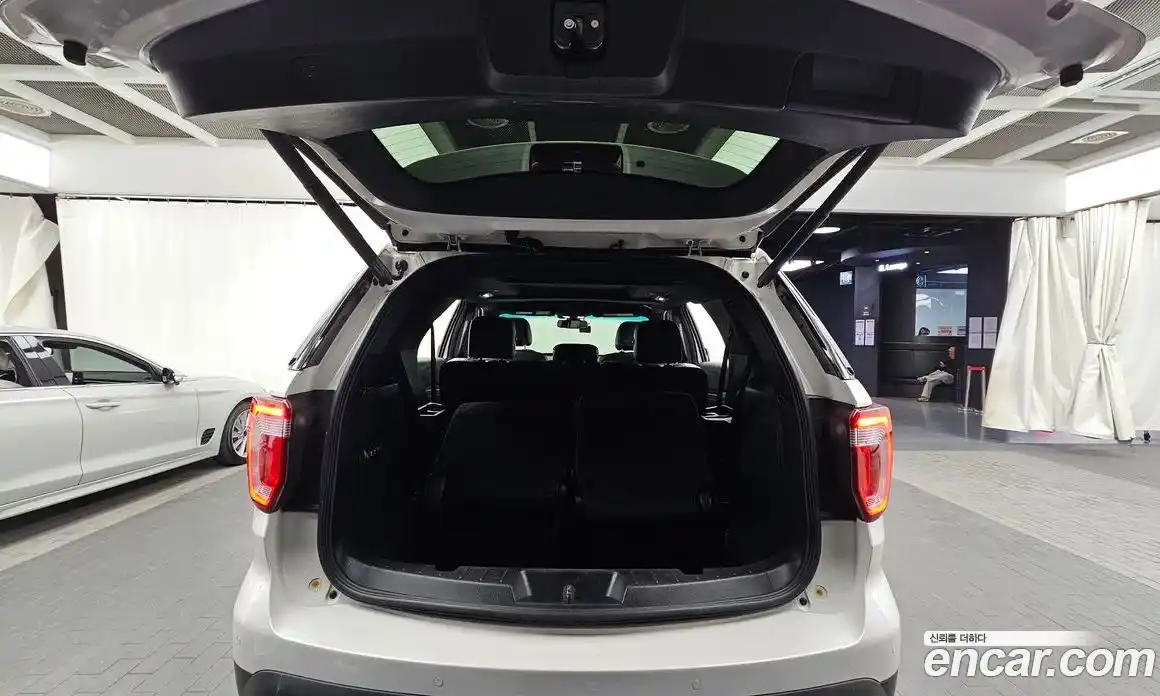 Ford Explorer 2016 2.3 гидро в Москве № 542523, фото 20