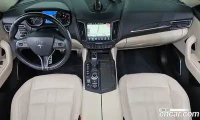 Maserati Levante 2019 3.0 гидро в Москве № 547704, миниатюра 7