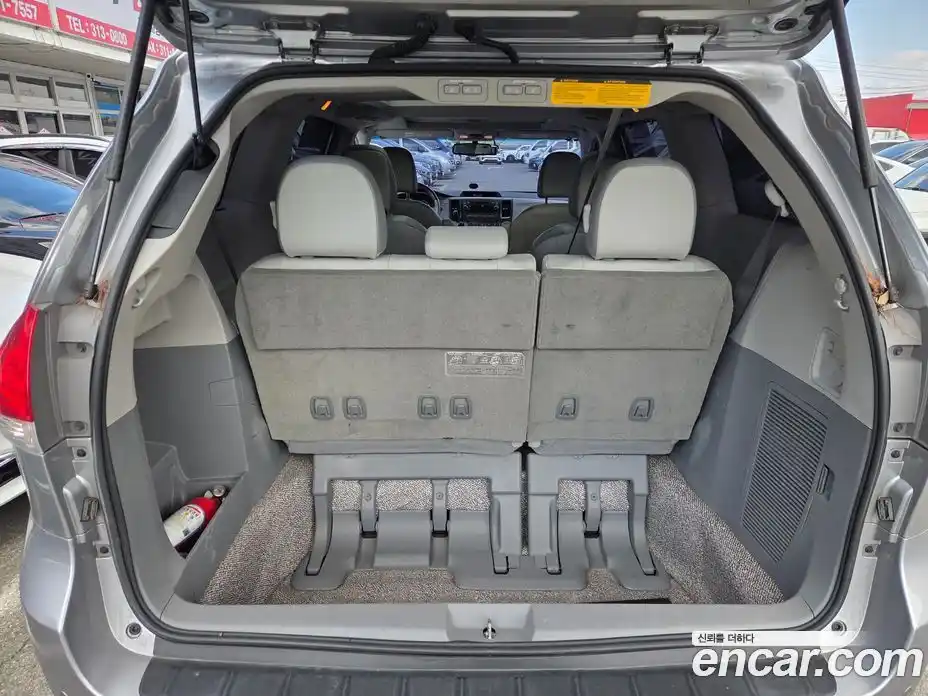 Toyota Sienna 2014 3.5 гидро в Москве № 609814, фото 12