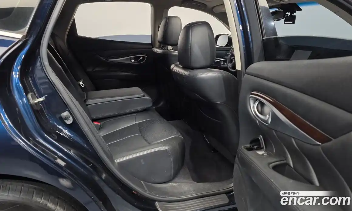 Infiniti Q70 2015 3.0 гидро в Москве № 610993, фото 12