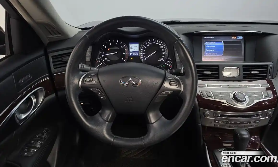 Infiniti Q70 2015 3.0 гидро в Москве № 610993, фото 13