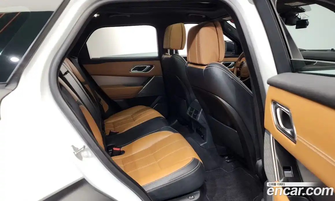 Land Rover Range-Rover Velar 2018 3.0 гидро в Москве № 724503, фото 12