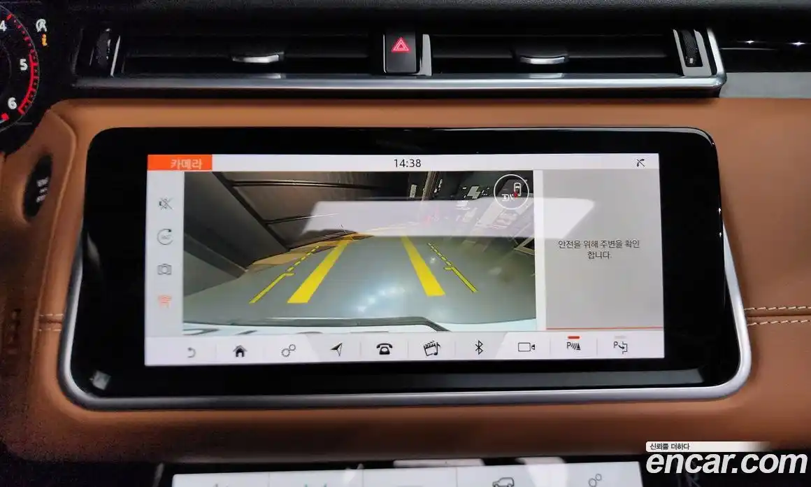 Land Rover Range-Rover Velar 2018 3.0 гидро в Москве № 724503, фото 15