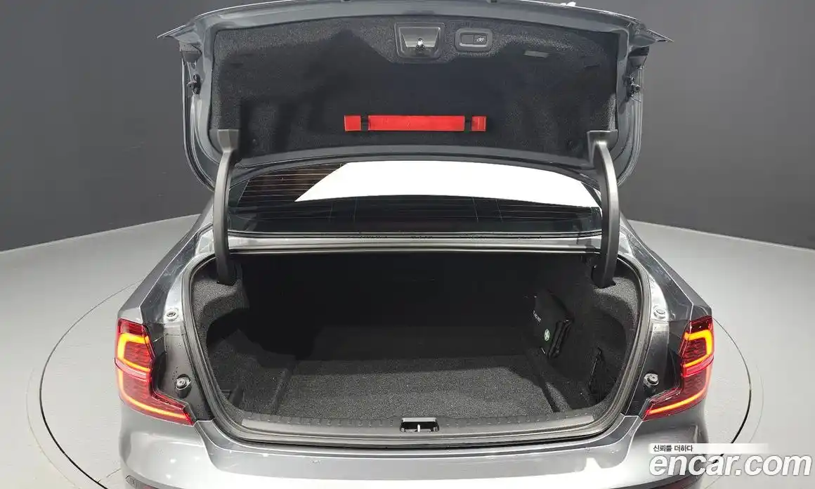 Volvo S60 2019 2.0 гидро в Москве № 749610, фото 20