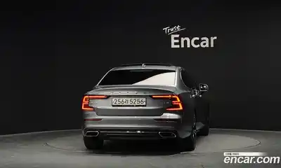 Volvo S60 2019 2.0 гидро в Москве № 749610, миниатюра 4