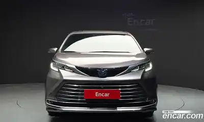 Toyota Sienna 2023 2.5 гидро в Москве № 750254, миниатюра 3