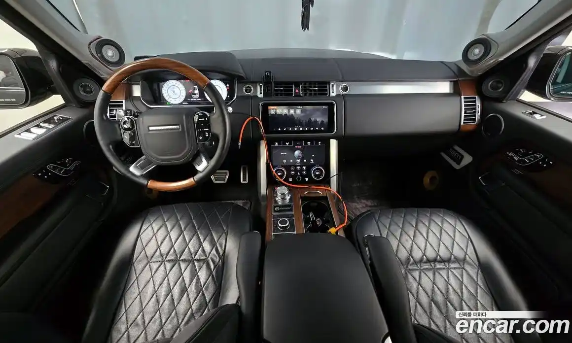 Land Rover Range-Rover 2018 5.0 гидро в Москве № 766058, фото 7