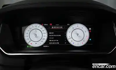 Land Rover Range-Rover 2018 5.0 гидро в Москве № 766058, миниатюра 8