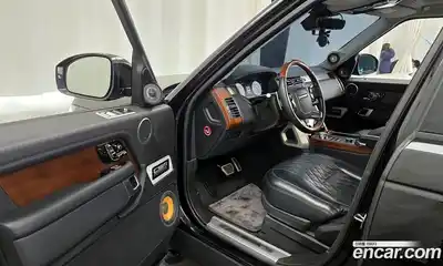 Land Rover Range-Rover 2018 5.0 гидро в Москве № 766058, миниатюра 10