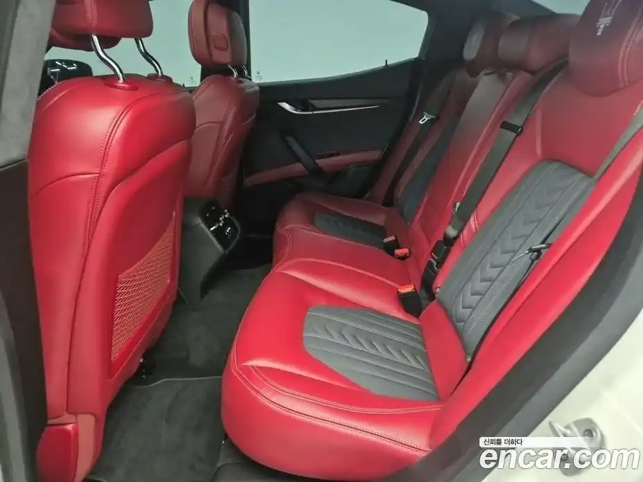 Maserati Ghibli 2021 3.0 гидро в Москве № 803274, фото 12