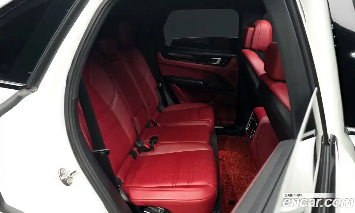 Porsche Cayenne 2020 3.0 гидро в Москве № 824422, фото 12