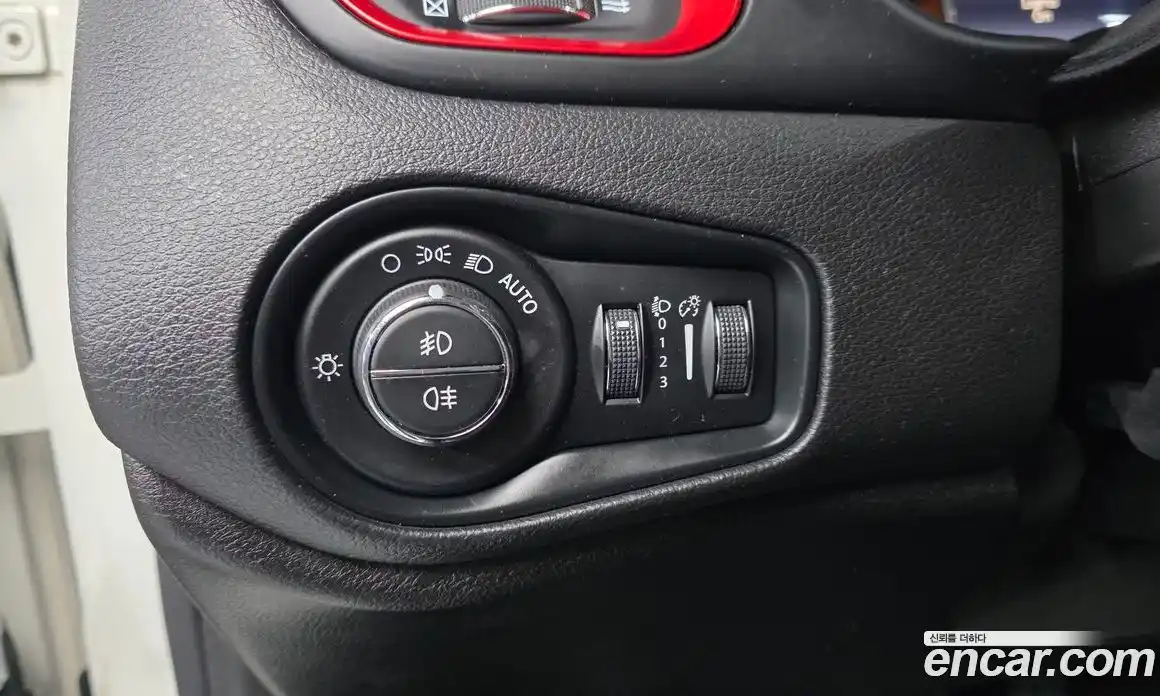 Jeep Renegade 2017 2.0 гидро в Москве № 826625, фото 15