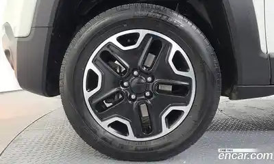 Jeep Renegade 2017 2.0 гидро в Москве № 826625, миниатюра 5