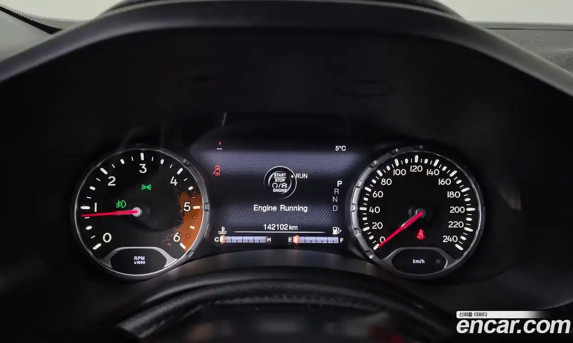 Jeep Renegade 2017 2.0 гидро в Москве № 826625, фото 8