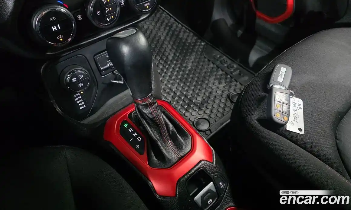 Jeep Renegade 2017 2.0 гидро в Москве № 826625, фото 9