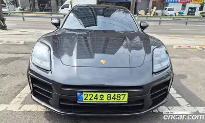 Porsche Panamera, 2024